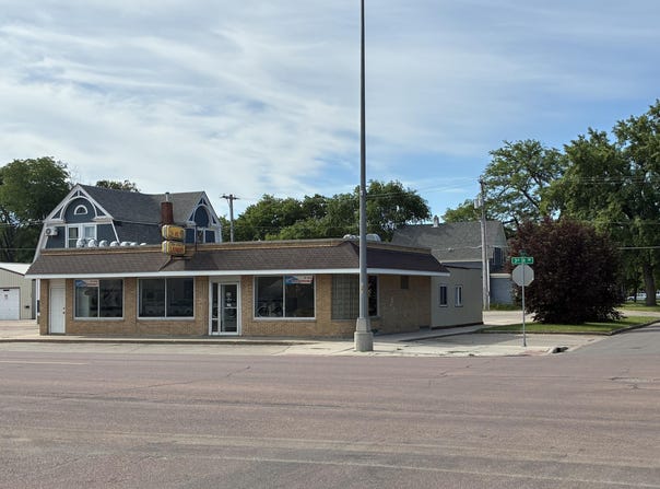 378 3rd St SW, Huron, SD 57350