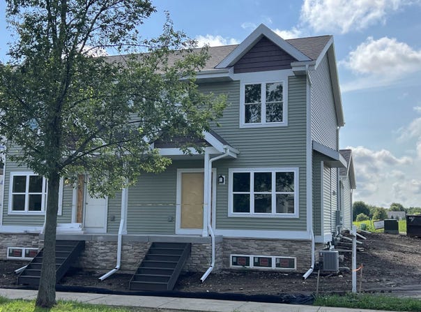 2813 Crinkle Root Drive, Fitchburg, WI 53711
