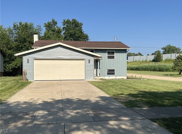 4911 Annette Place, Warrensville Heights, OH 44128