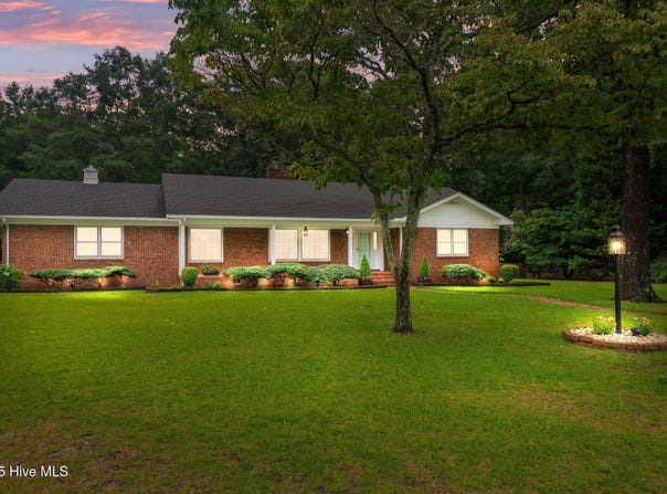 805 Weeks Drive, Tarboro, NC 27886