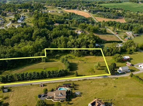 711 Fir Drive, Lehigh Twp, PA 18088