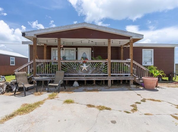 1628 Kossuth, ROCKPORT, TX 78362