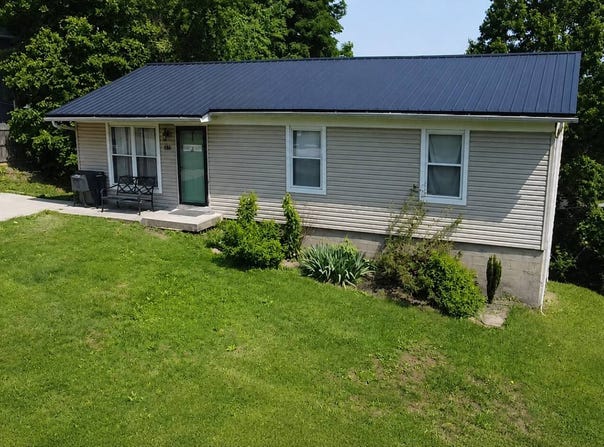 1637 Booth Quillen Road, Ashland, KY 41102