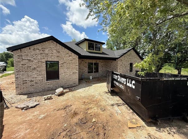 11161  S Old Cincinnati  RD, Lincoln, AR 72744