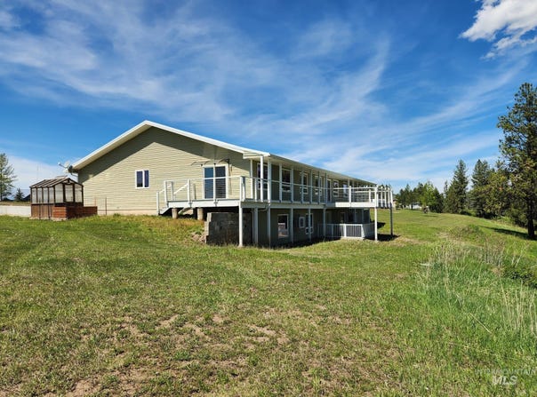 121 Madison Lane, Kamiah, ID 83536