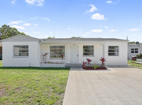 344 Cypress Drive, Lake Park, FL 33403