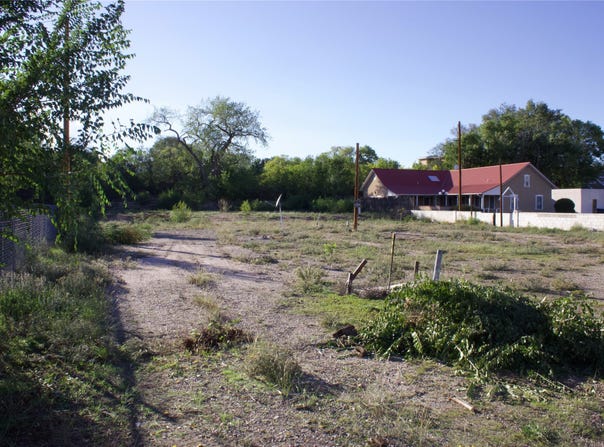 230 N Paseo De Onate, Espanola, NM 87532