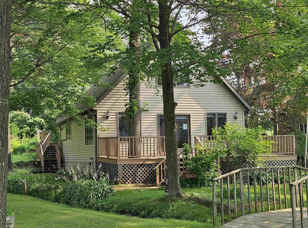 W8547 CLOVERLEAF LAKE Road, CLINTONVILLE, WI 54929-8510