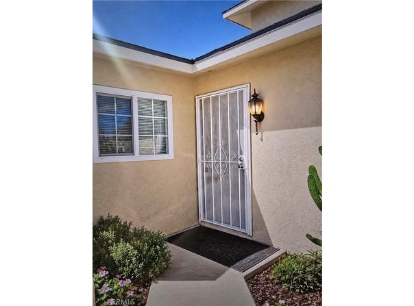 3700 Mountain, San Bernardino, CA 92404