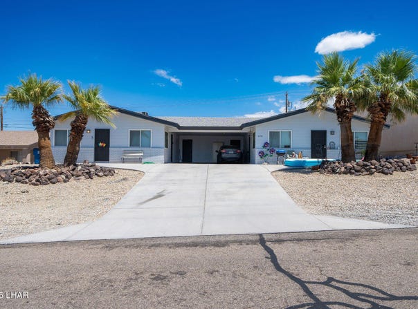 820 Sand Dab Dr, Lake Havasu City, AZ 86404