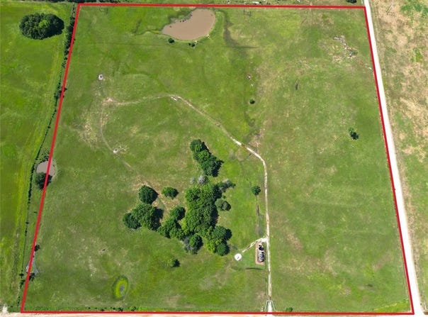 E 134 Road, Holdenville, OK 74848