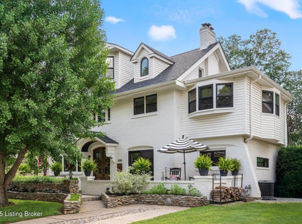 1853 Overlook Terrace, Louisville, KY 40205