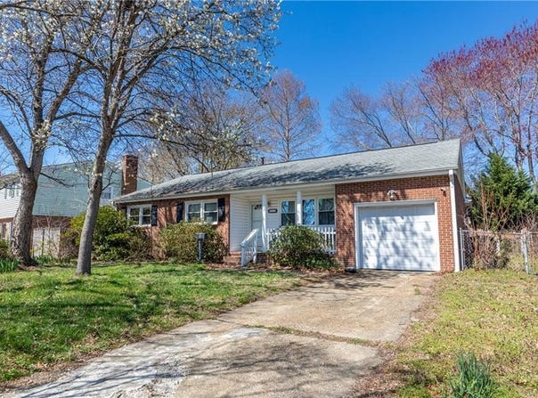 18 Fort Worth Street, Hampton, VA 23669