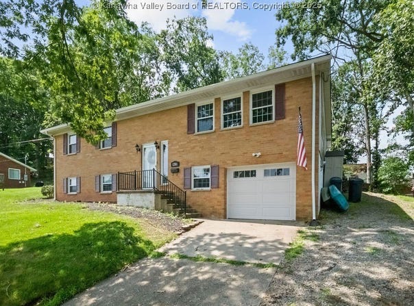 1206 Shady Way, South Charleston, WV 25309
