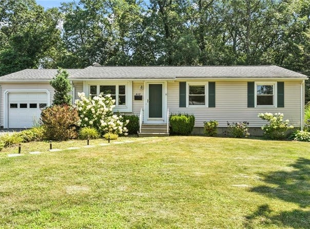 410 Diamond Hill Road, Warwick, RI 02886