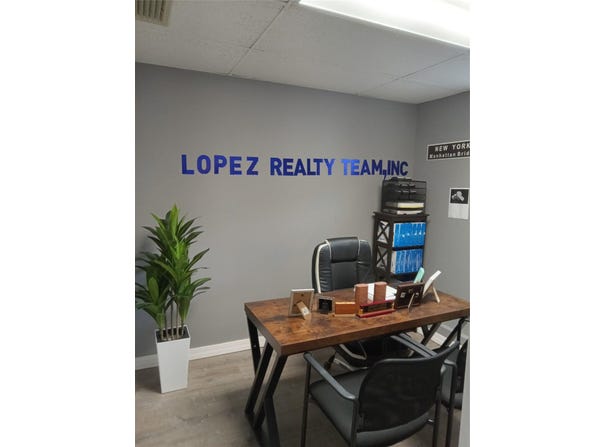 1725 Edison Lobby B, Bronx, NY 10461