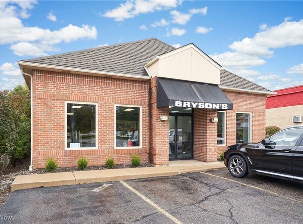 85 Ghent Road, Fairlawn, OH 44333