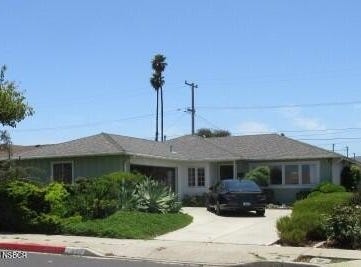 920 W Oak Avenue, Lompoc, CA 93436