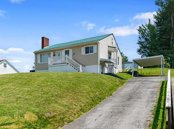 810 Cumberland St., Marion, VA 24354