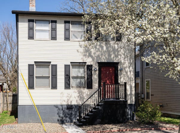 230 N 4TH Street, Lewisburg, PA 17837