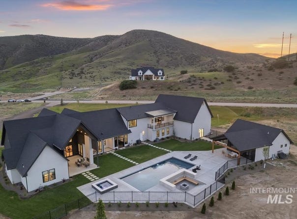 6162 N High Valley Way, Boise, ID 83714-5546