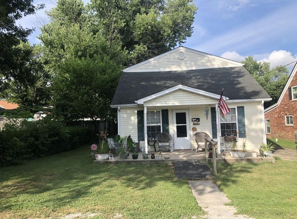 207 South Gatewood Street, Lawrenceburg, KY 40342