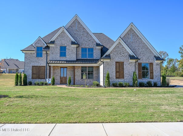 295 Camp Crossing, Hernando, MS 38632