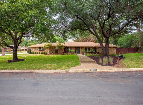 213 Pennsylvania Drive, Denton, TX 76205