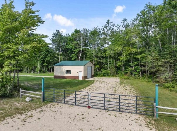 14872 WINDMILL, MACKINAW CITY, MI 49701