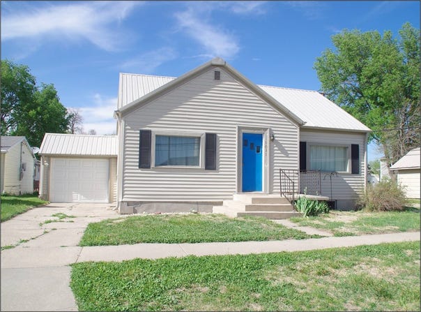 1031  N B St, Broken Bow, NE 68822