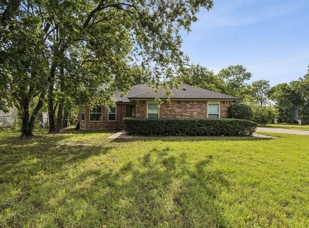 404 Bethlehem Street, Terrell, TX 75160