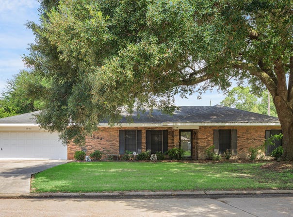 1502 Providence Street, New Iberia, LA 70560