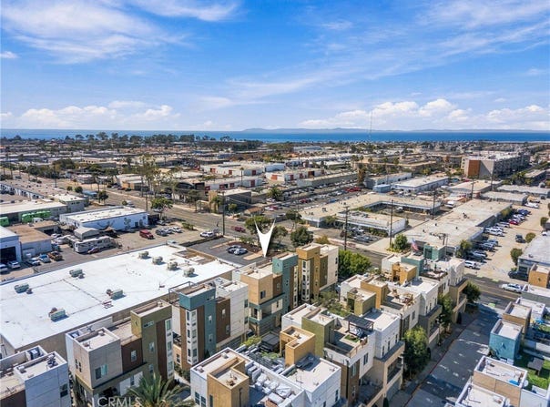 797 Leeward, Costa Mesa, CA 92627
