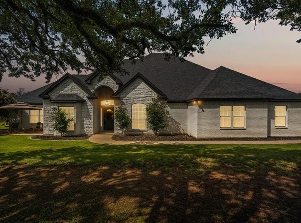 111 Sharla Smelley Road, Weatherford, TX 76088