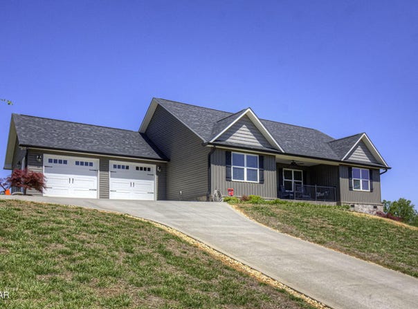 2045 Kings View Loop, Seymour, TN 37865