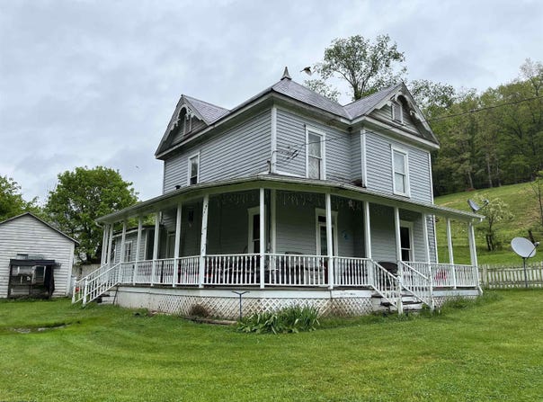 911 Wheeler Fork Road, Horner, WV 26372