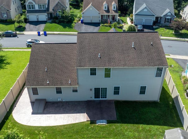 30 CHAMBERLAIN LANE, MILLERSVILLE, PA 17551