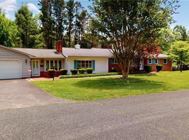 1816 Gwyn Street, Mount Airy, NC 27030