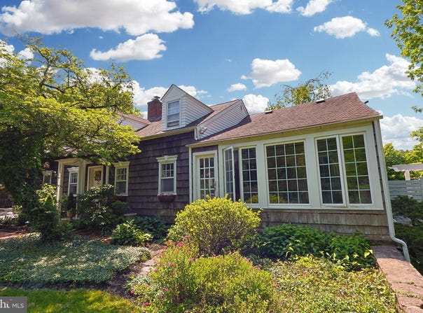 726 FOREST GROVE ROAD, WYCOMBE, PA 18980