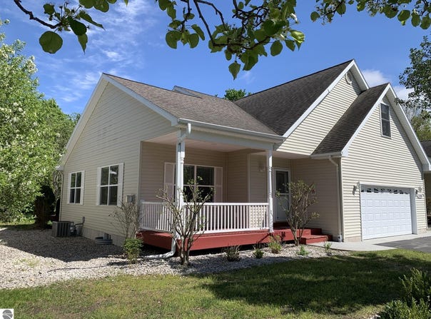 2708 Ruby Street, Traverse City, MI 49684