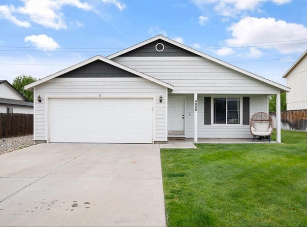 4608 John Deere Dr, Pasco, WA 99301