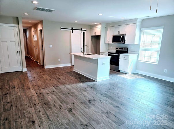2014 Crown Point Drive, Albemarle, NC 28001