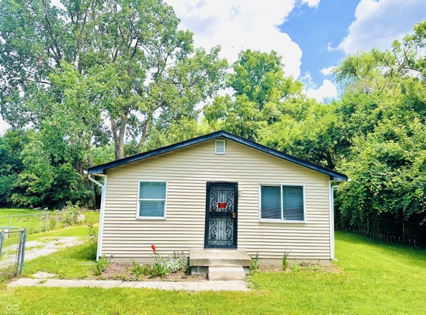 3201 N Hawthorne Lane, Indianapolis, IN 46218