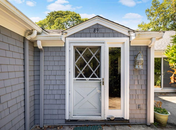 89 Swift Avenue, Osterville, MA 02655
