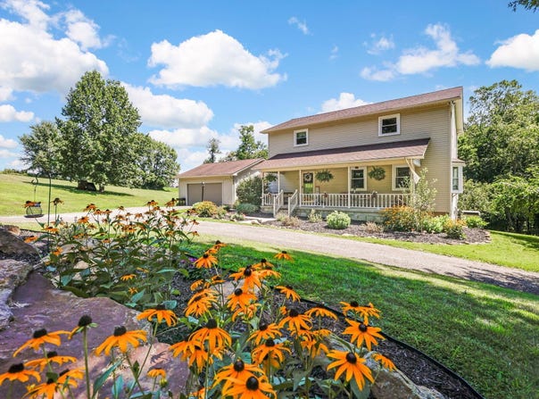 524 W Rushville Road NE, Lancaster, OH 43130
