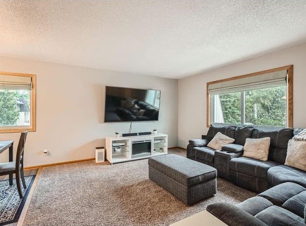 7551 Dawn Avenue, Inver Grove Heights, MN 55076