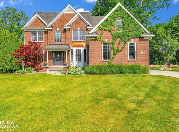 3325 Saint Andrews, Port Huron, MI 48060