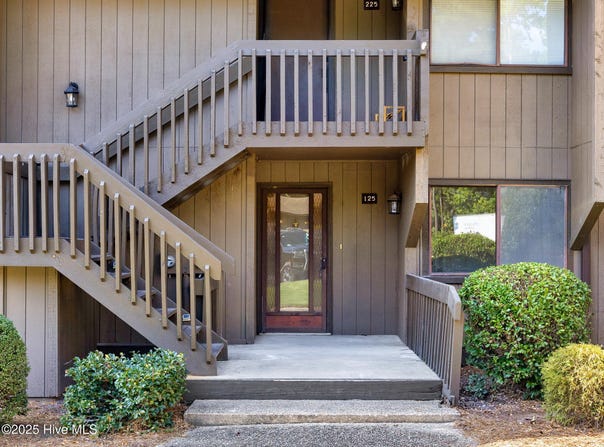 10 Pine Tree Road, Pinehurst, NC 28374