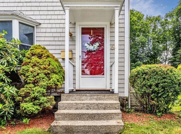 66 Guinan St, Waltham, MA 02451