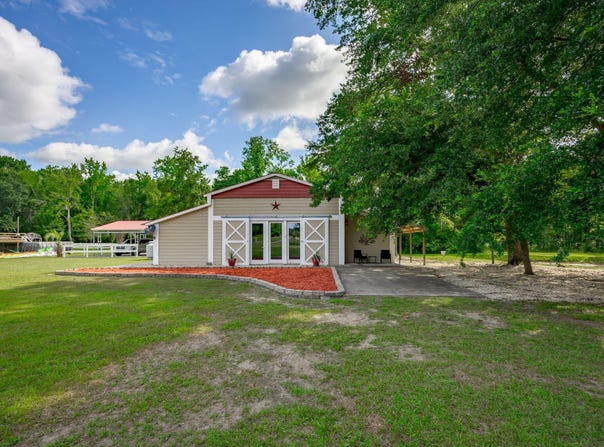 24 Dream Lane, Lake City, SC 29560
